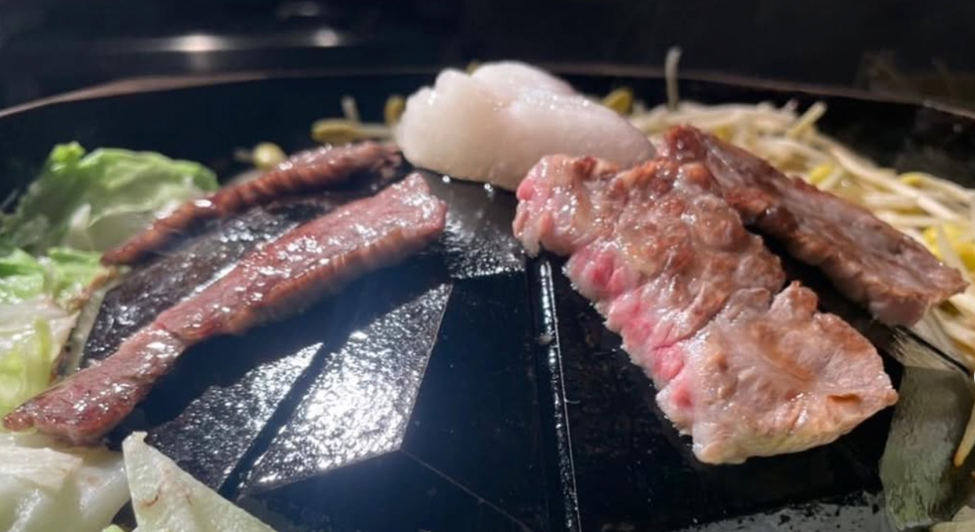 Custom-made WAGYUJISUKAN Grill